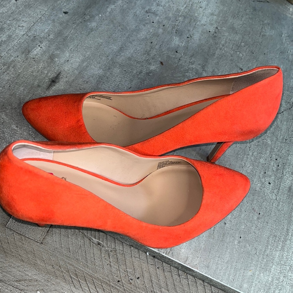 Zita style faux suede pointed toe pump shoe by INC International Concepts.